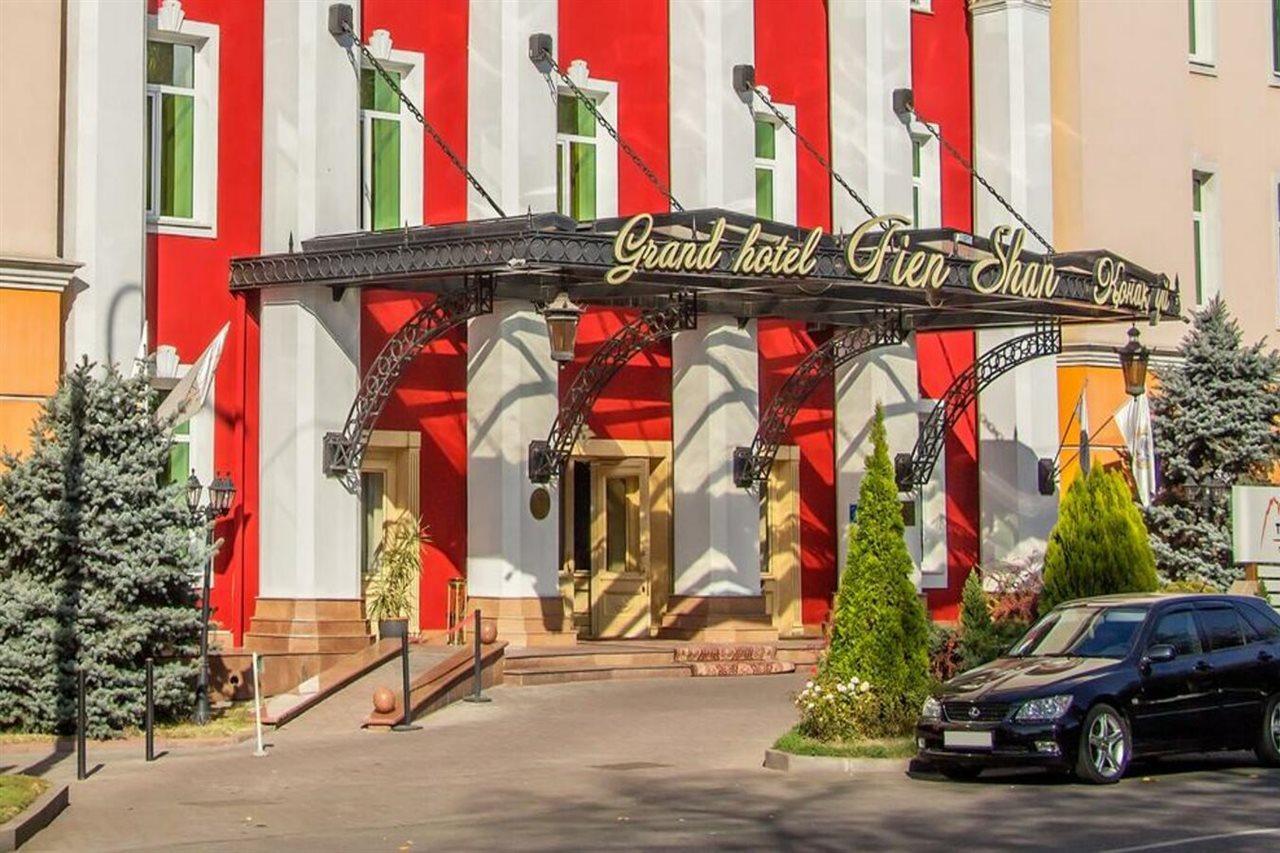 Grand Tien Shan Hotel Almaty Exterior photo