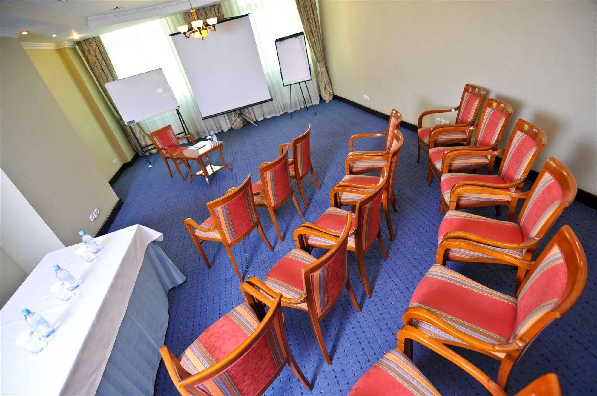 Grand Tien Shan Hotel Almaty Business photo